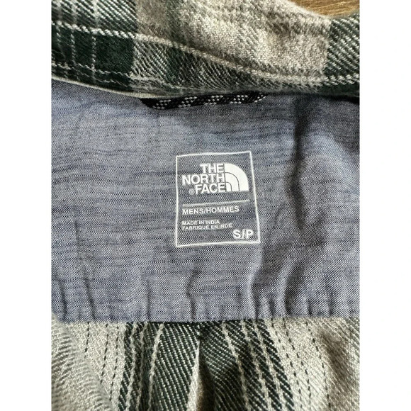 The North Face Shirt Mens Small Plaid Long Sleeve Button Up Flannel - Picture 3 of 5